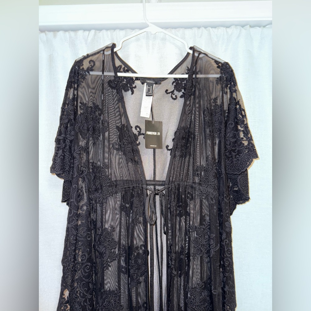 Forever 21 Sheer Black Floral Lace Boho Kimono